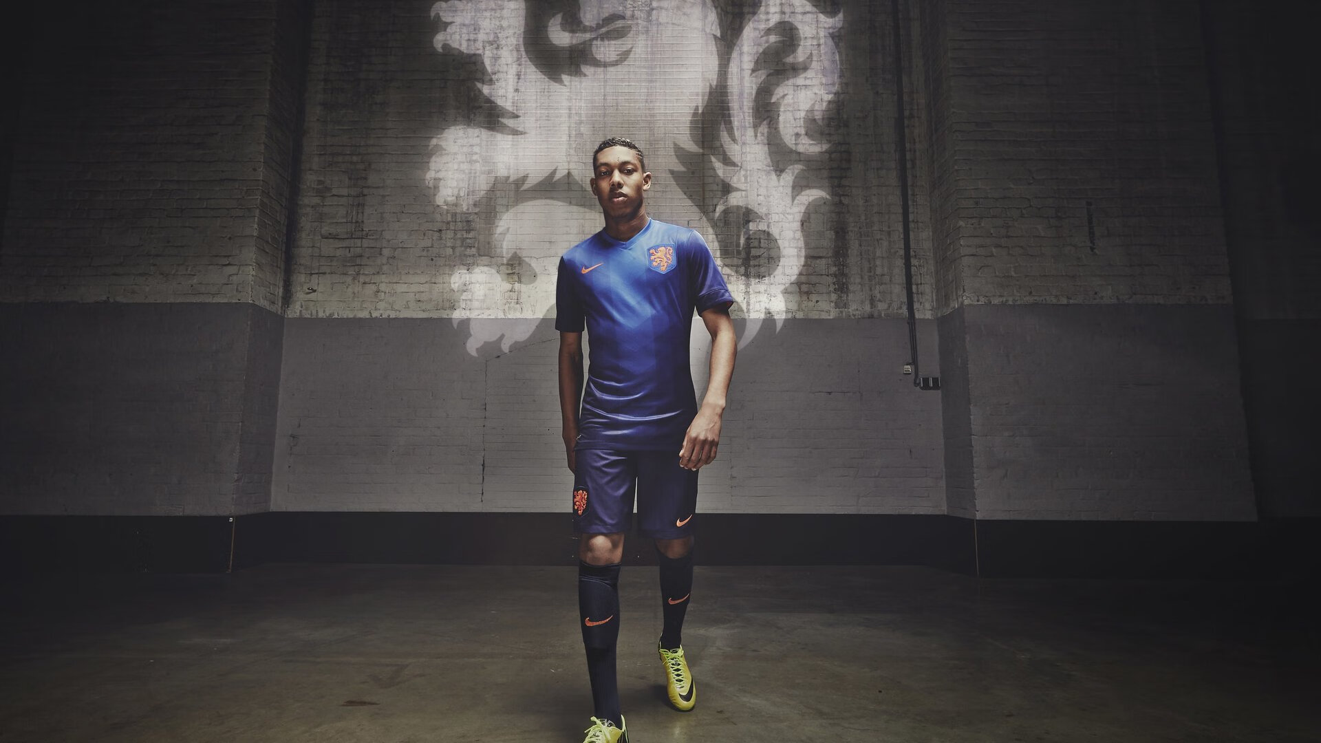 乐鱼官方网站-刷新纪录，引领潮流的欧冠神话传说，欧冠系列